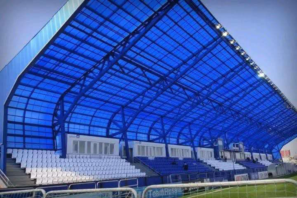Bancada Desportiva - coberta de Policarbonato